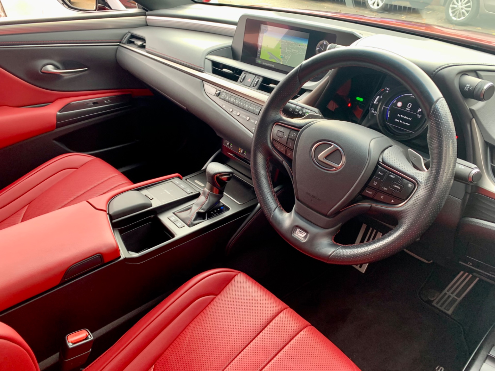 LEXUS ES 300H F SPORT - 5881 - 14