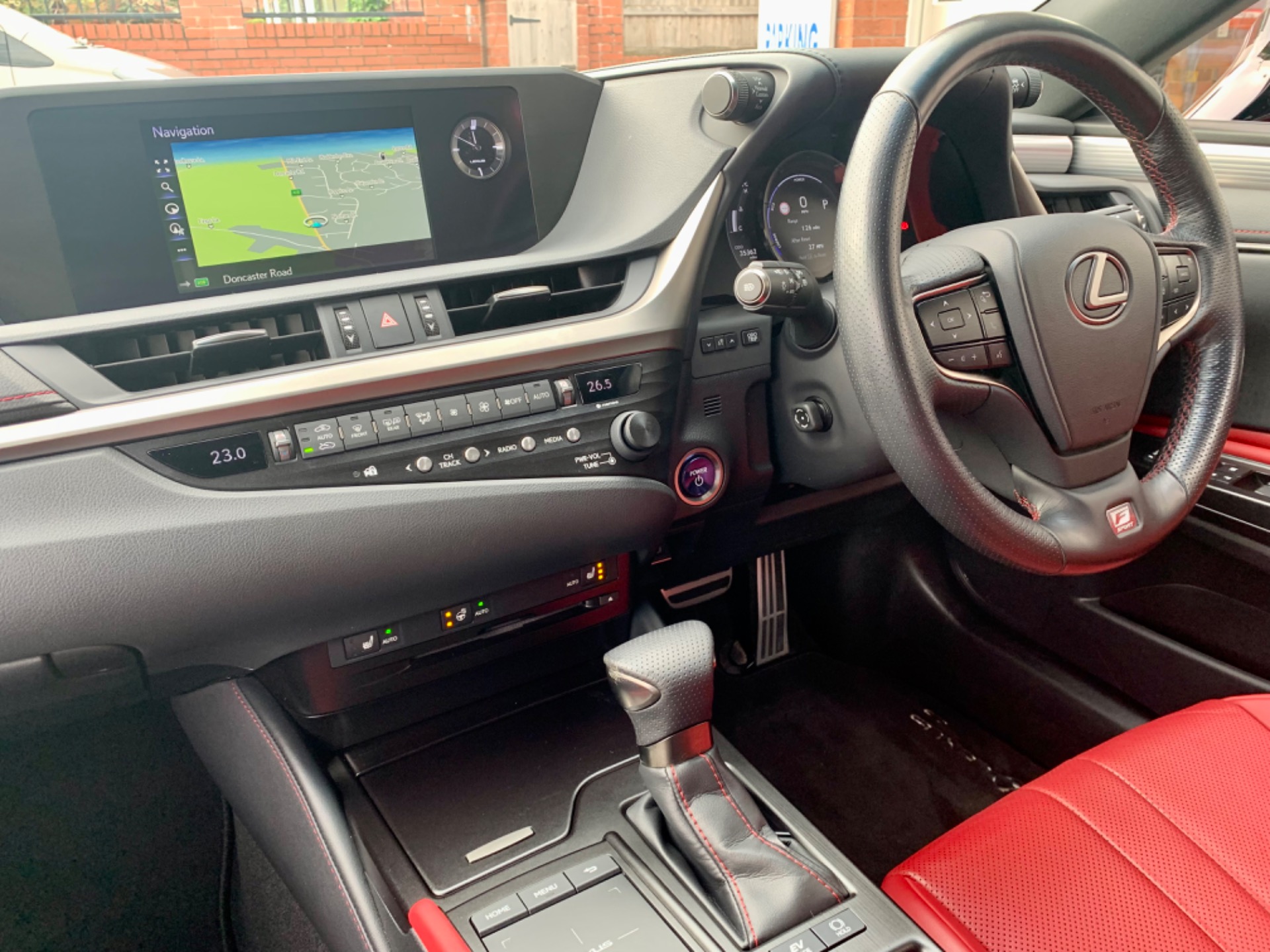 LEXUS ES 300H F SPORT - 5881 - 13