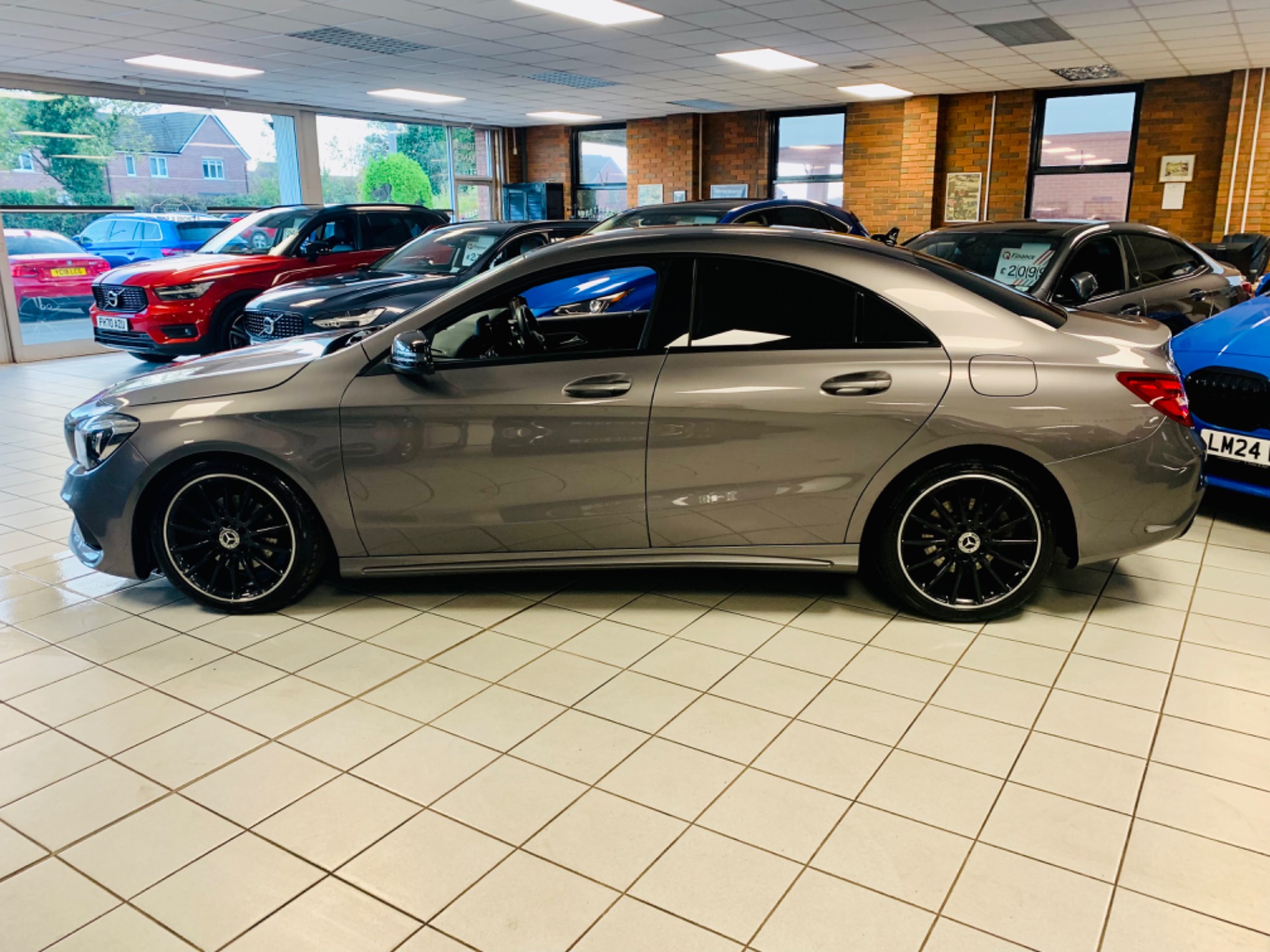 MERCEDES CLA CLA 200 AMG LINE NIGHT EDITION - 5877 - 9