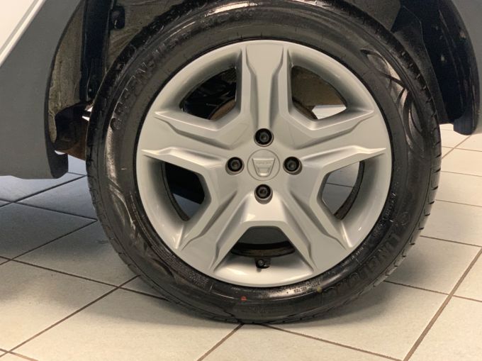 DACIA SANDERO STEPWAY COMFORT TCE - 5787 - 23