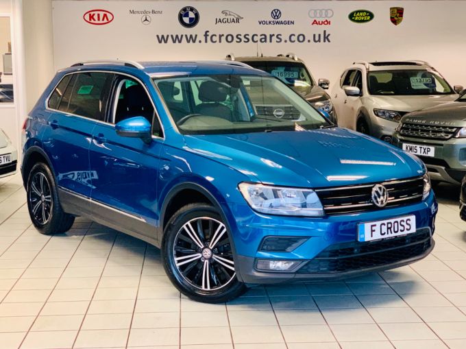 VOLKSWAGEN TIGUAN SE NAVIGATION TDI 4MOTION - 5105 - 1