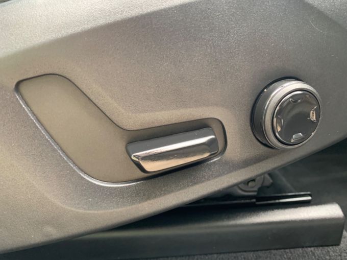 VOLVO XC60 T5 R-DESIGN AWD - 5843 - 20