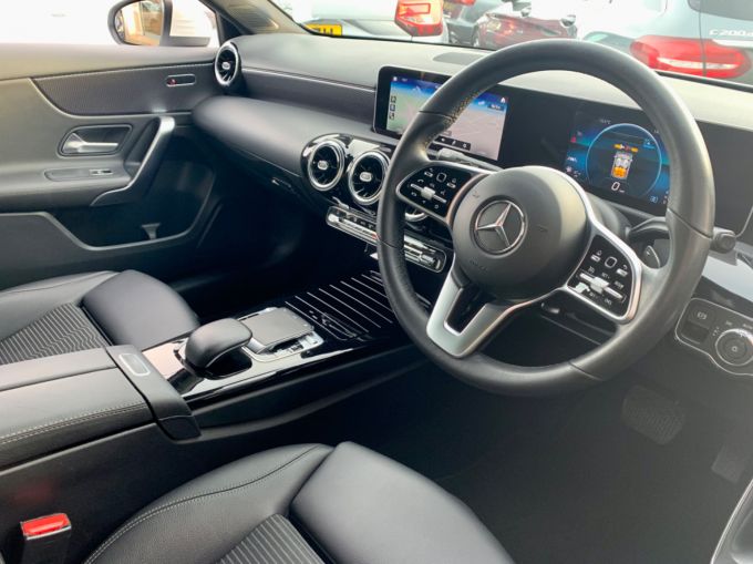 MERCEDES A-CLASS A 200 SPORT EXECUTIVE - 5158 - 11