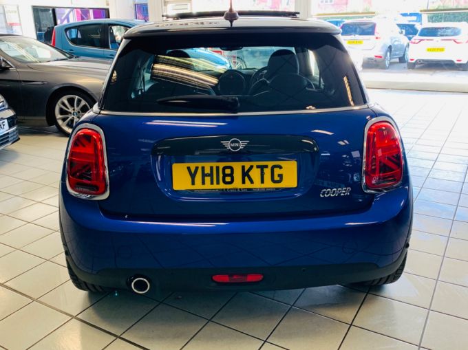 MINI HATCH COOPER HUGE SPECIFICATION - 5153 - 9