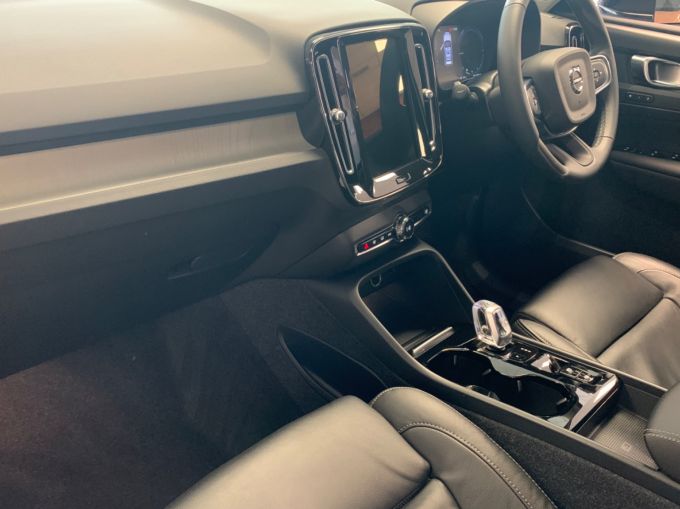 VOLVO XC40 RECHARGE T5 INSCRIPTION PRO - 5751 - 10