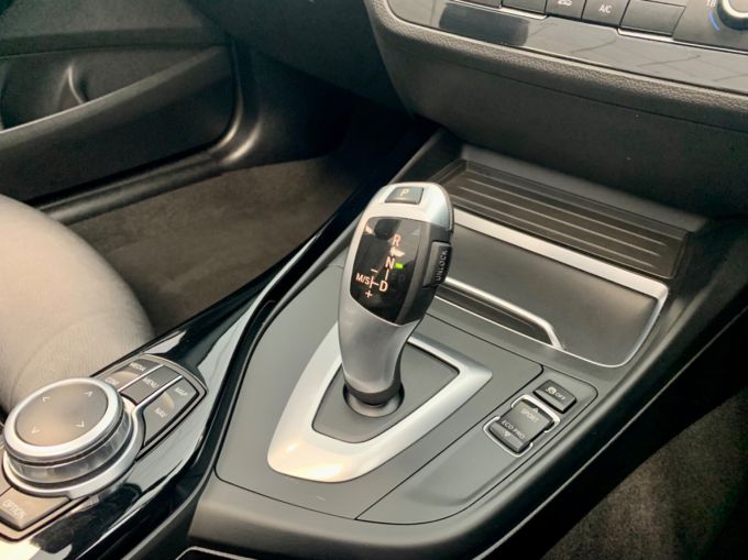BMW 2 SERIES 218I SPORT - 5741 - 25