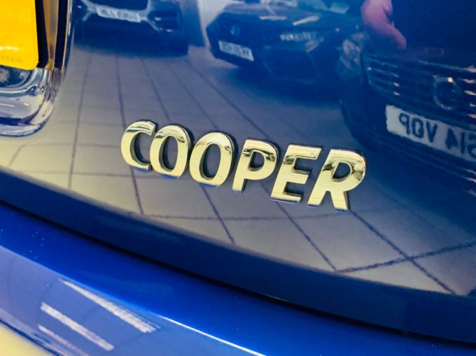 MINI HATCH COOPER HUGE SPECIFICATION - 5153 - 3