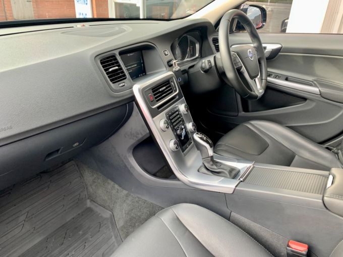 VOLVO V60 D4 CROSS COUNTRY LUX NAV AWD - 5888 - 2