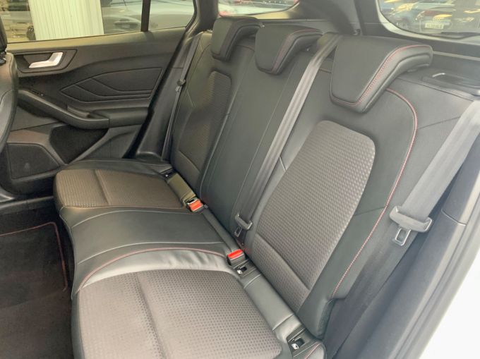 FORD FOCUS ST-LINE X - 5595 - 26