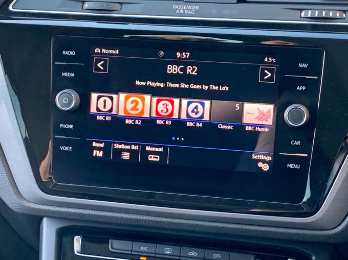 VOLKSWAGEN TOURAN SE FAMILY TDI DSG - 5932 - 9