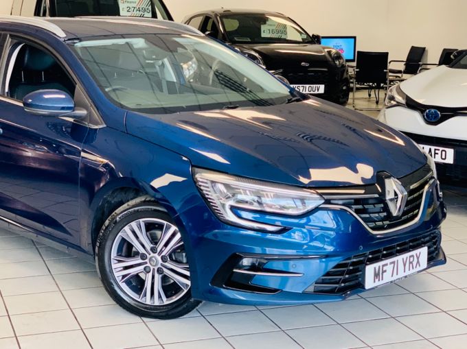 RENAULT MEGANE ICONIC DCI - 5718 - 5