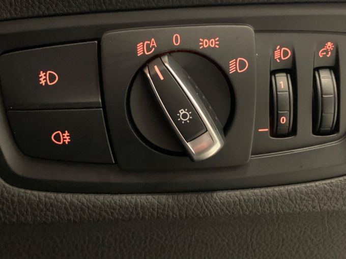 BMW 2 SERIES 218I SE NAV - 5145 - 27