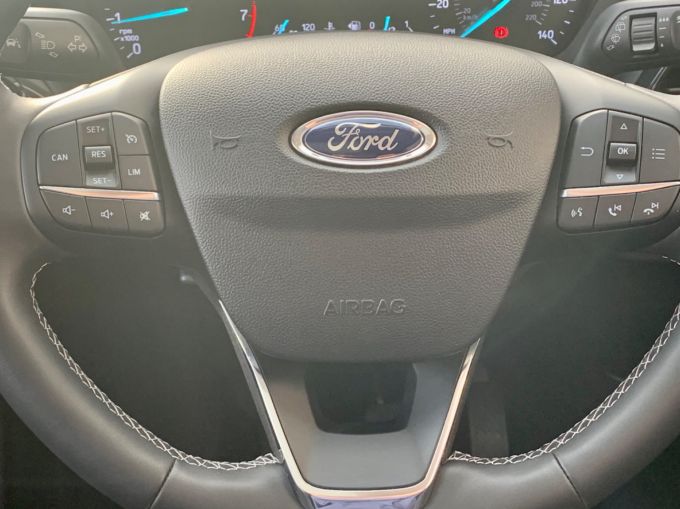 FORD PUMA TITANIUM - 5920 - 15