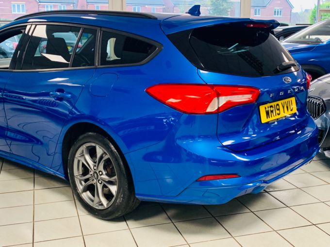 FORD FOCUS ST-LINE TDCI - 5891 - 9