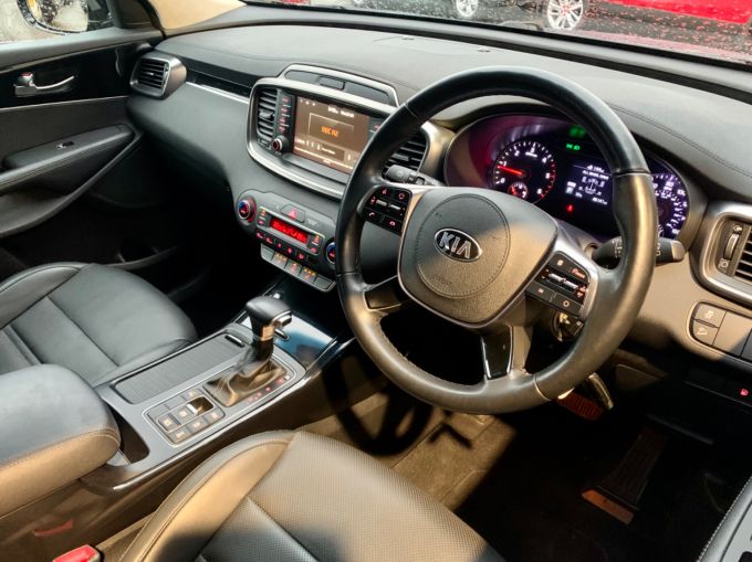KIA SORENTO CRDI KX-2 ISG - 5954 - 12