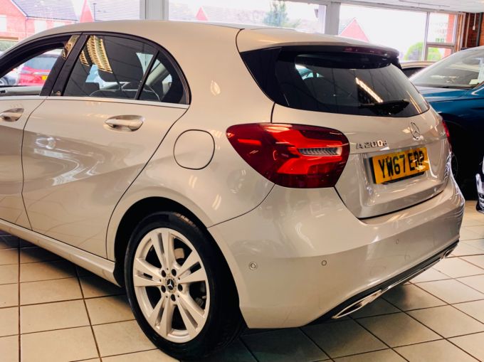 MERCEDES A-CLASS A 200 D SPORT PREMIUM - 5175 - 9