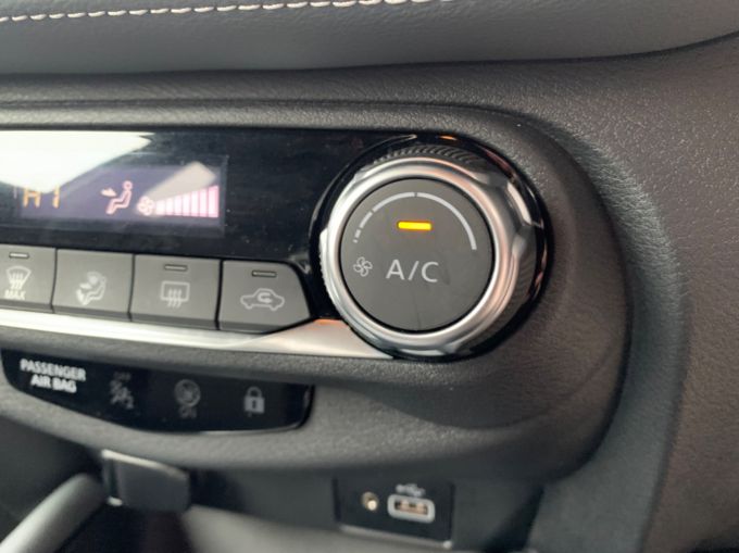 NISSAN JUKE DIG-T N-CONNECTA - 5859 - 17