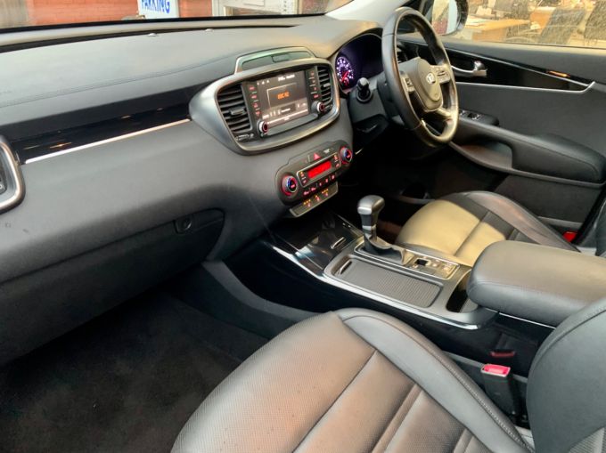 KIA SORENTO CRDI KX-2 ISG - 5954 - 2