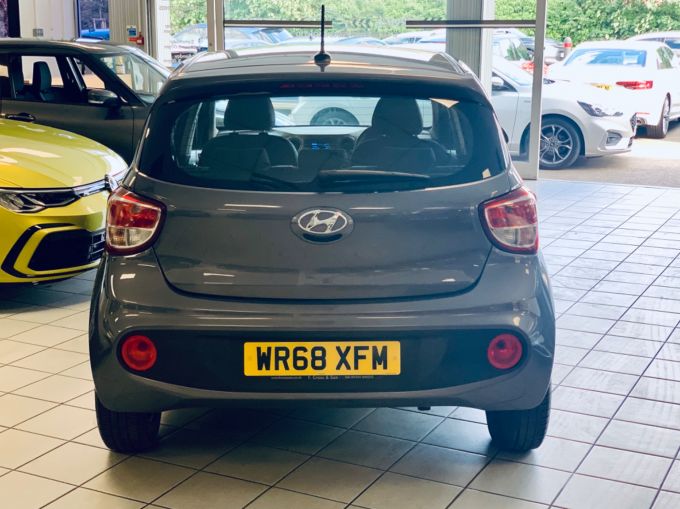 HYUNDAI I10  - 5707 - 8