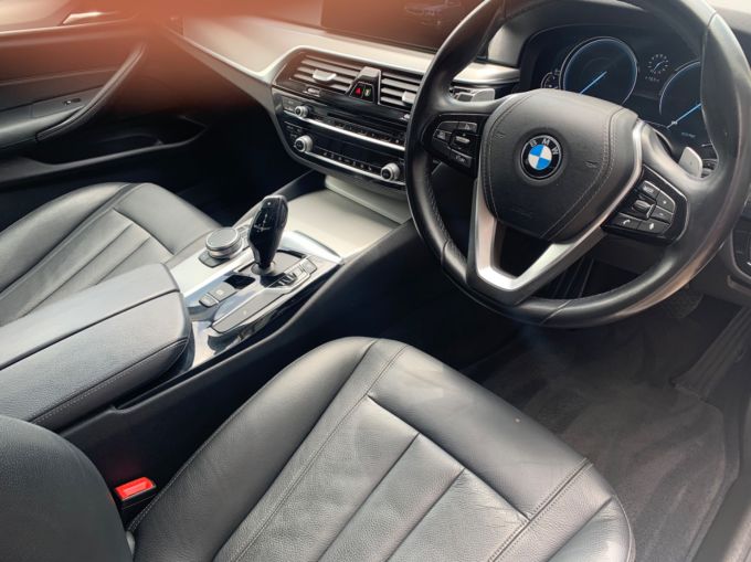 BMW 5 SERIES 520D SE EFFICIENTDYNAMICS - 5002 - 10