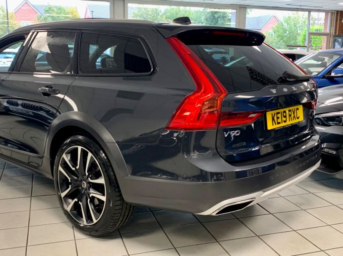 VOLVO V90 T5 CROSS COUNTRY PLUS AWD - 5855 - 9