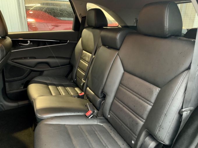KIA SORENTO CRDI KX-2 ISG - 5954 - 23