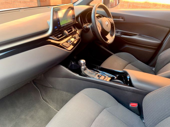 TOYOTA CHR DESIGN - 5826 - 2