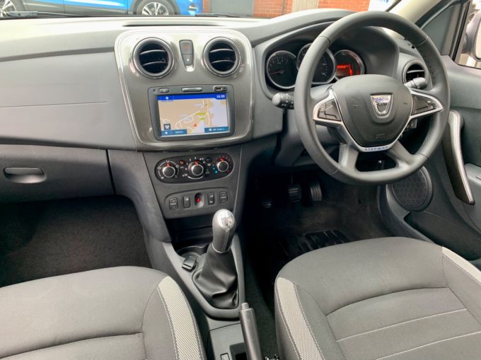 DACIA SANDERO STEPWAY COMFORT TCE - 5787 - 11