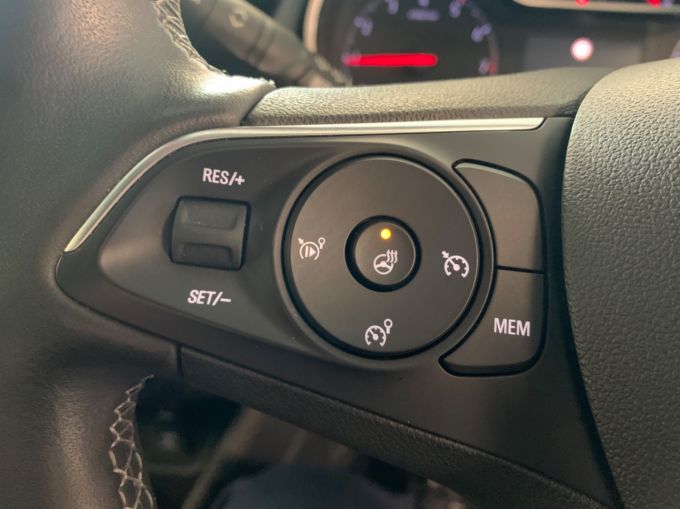 VAUXHALL CROSSLAND ULTIMATE NAV - 5708 - 22