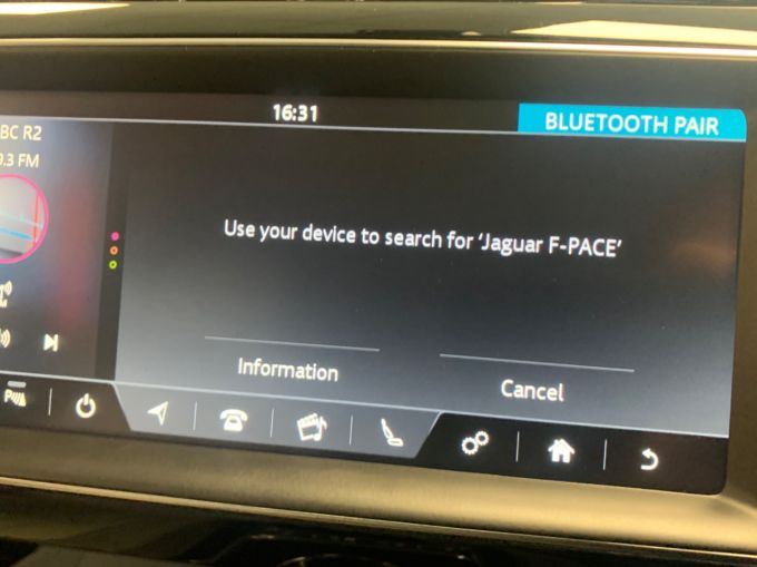 JAGUAR F-PACE PORTFOLIO AWD - 5850 - 18