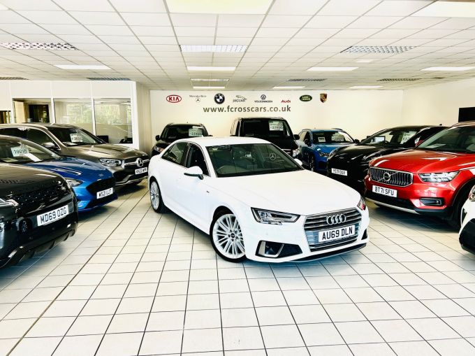 AUDI A4 TFSI S LINE MHEV - 5674 - 3
