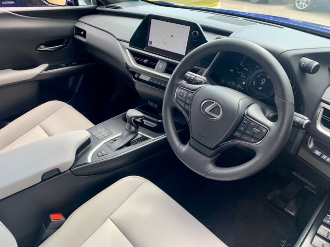 LEXUS UX 250H F SPORT DESIGN - 5756 - 13
