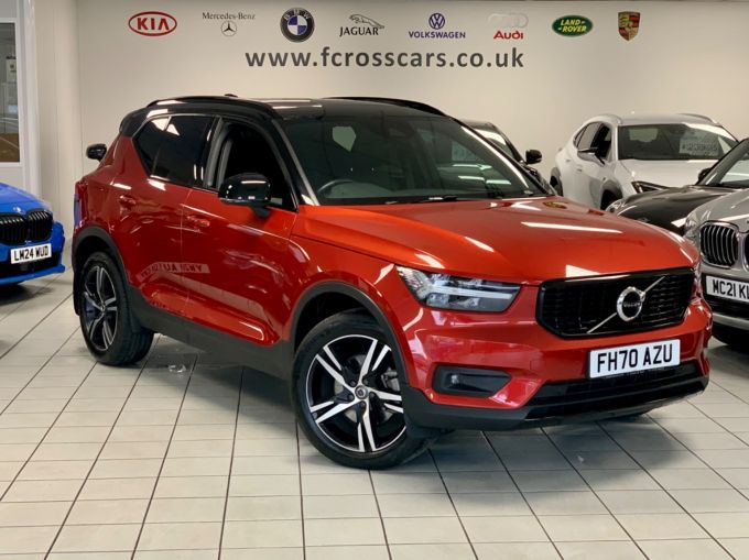 VOLVO XC40 B4 R-DESIGN MHEV - 5871 - 4