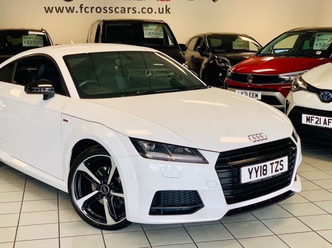 AUDI TT TFSI BLACK EDITION - 5709 - 4
