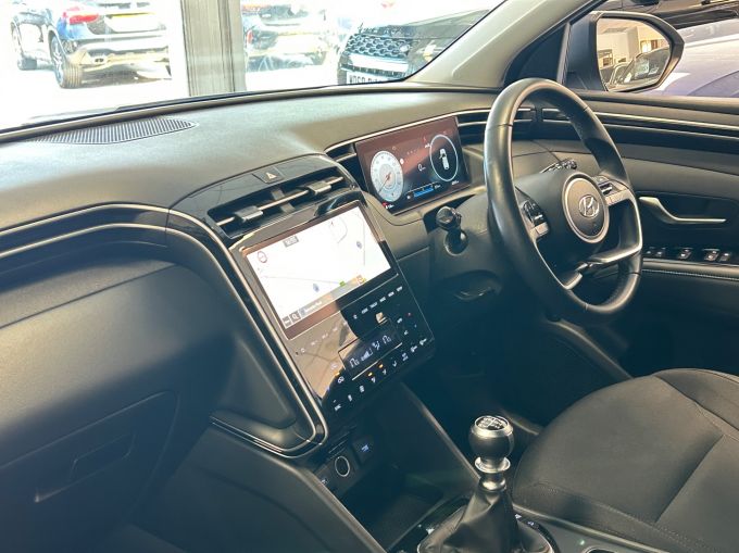 HYUNDAI TUCSON T-GDI SE CONNECT - 5688 - 2
