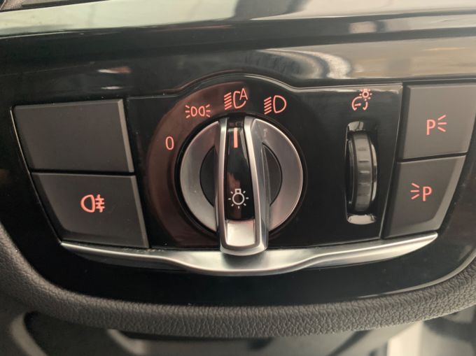 BMW 5 SERIES 520D SE EFFICIENTDYNAMICS - 5002 - 18