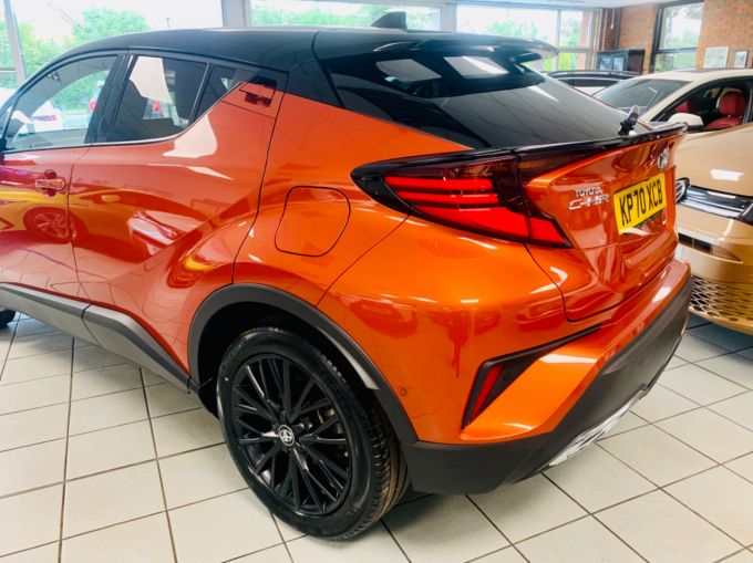 TOYOTA CHR ORANGE EDITION - 5716 - 9