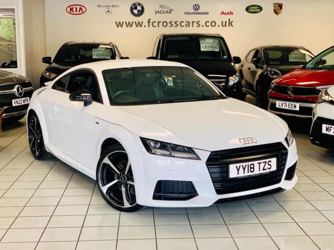 AUDI TT TFSI BLACK EDITION - 5709 - 1