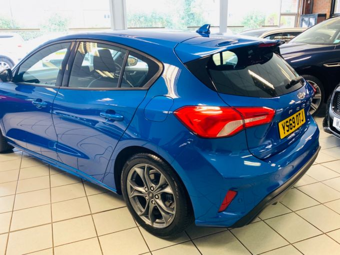 FORD FOCUS ST-LINE - 5127 - 8