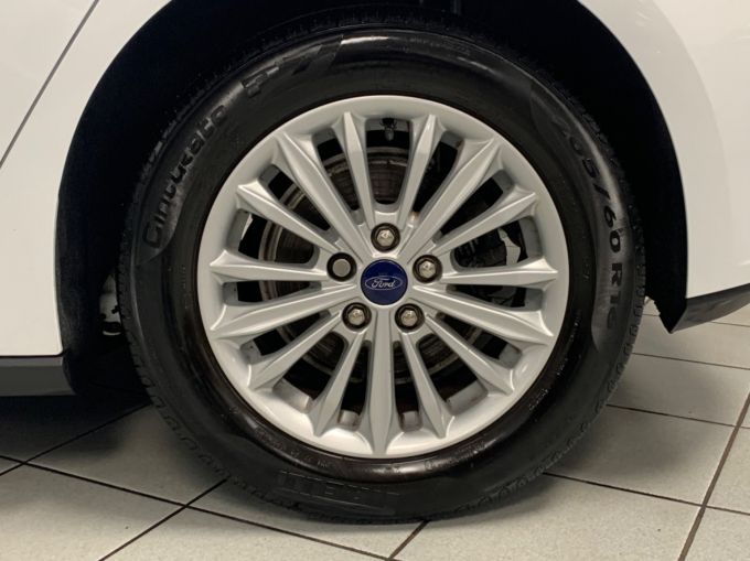 FORD FOCUS TITANIUM TDCI - 5972 - 9