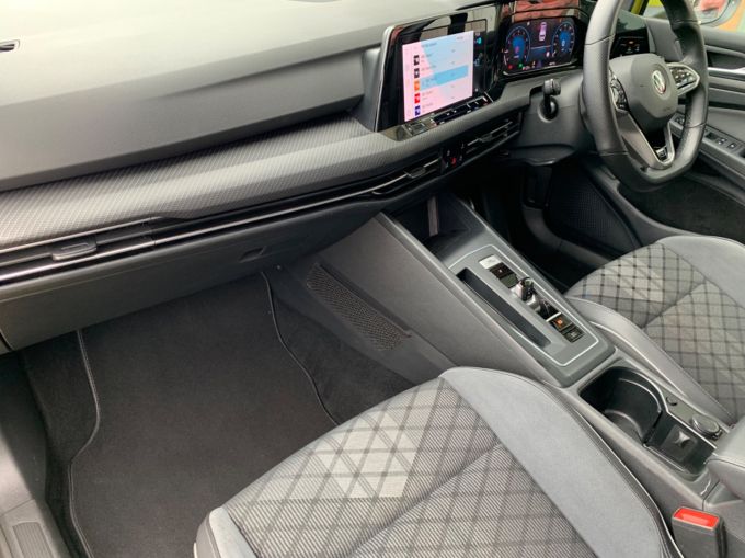 VOLKSWAGEN GOLF R-LINE ETSI DSG - 5685 - 11