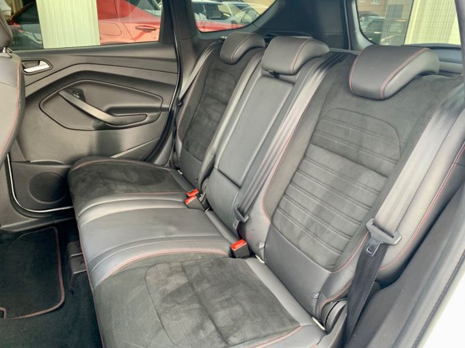 FORD KUGA ST-LINE EDITION TDCI - 5916 - 24