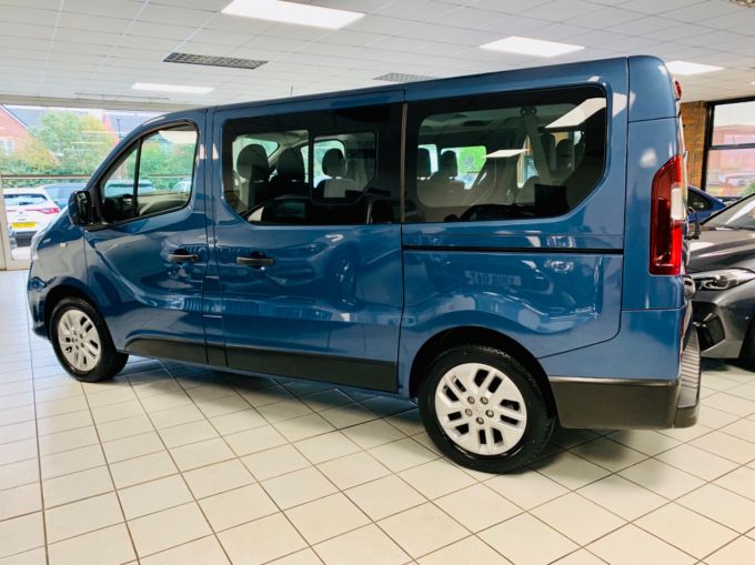 RENAULT TRAFIC SL28 SPORT ENERGY DCI - 5854 - 12