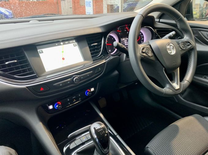 VAUXHALL INSIGNIA GRAND SPORT SRI NAV - 5922 - 13