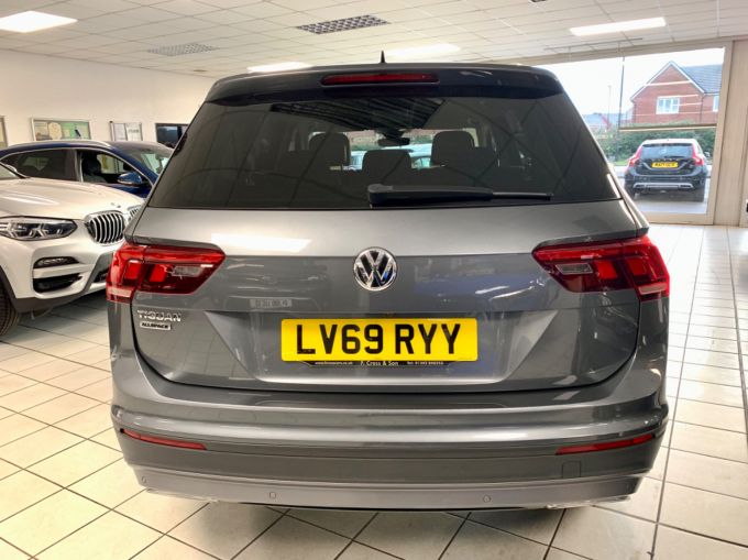 VOLKSWAGEN TIGUAN ALLSPACE MATCH TDI - 5907 - 7