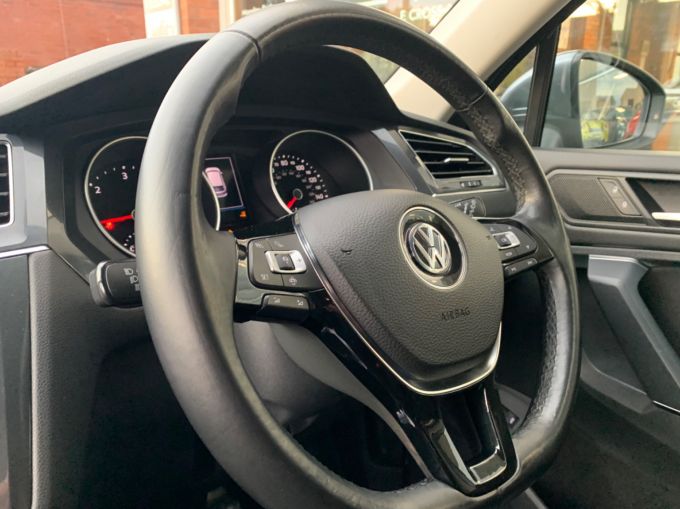 VOLKSWAGEN TIGUAN ALLSPACE MATCH TDI - 5907 - 14