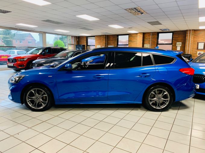 FORD FOCUS ST-LINE TDCI - 5891 - 10