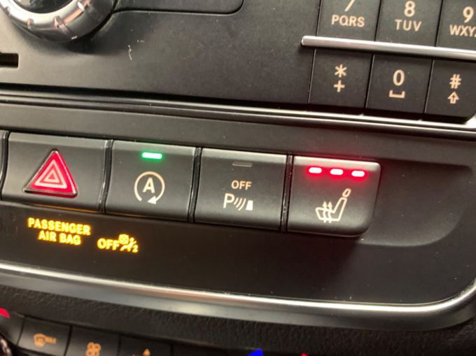 MERCEDES GLA-CLASS GLA 200 D AMG LINE EXECUTIVE - 5969 - 16