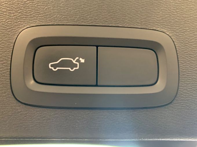VOLVO XC40 RECHARGE T5 INSCRIPTION PRO - 5657 - 22