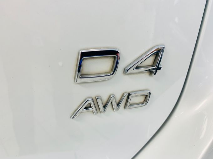 VOLVO XC60 D4 SE LUX NAV AWD - 5780 - 9